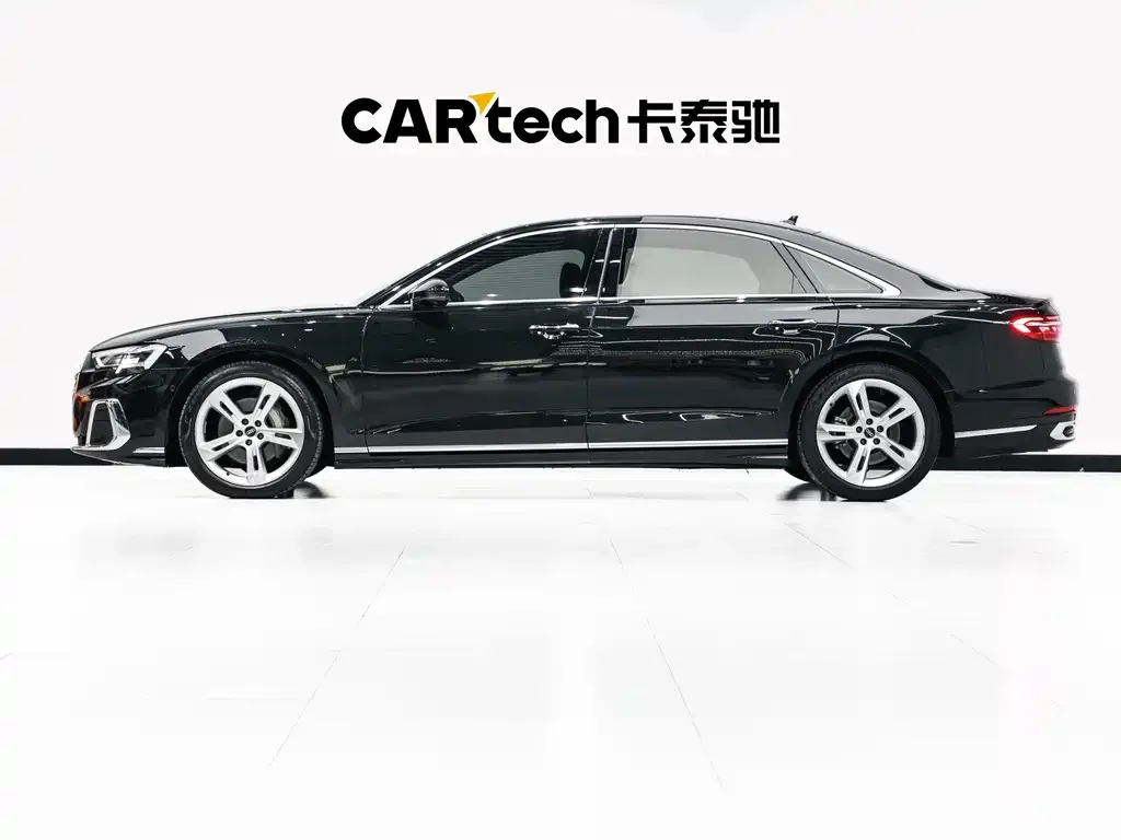 Audi A8 — фото 6