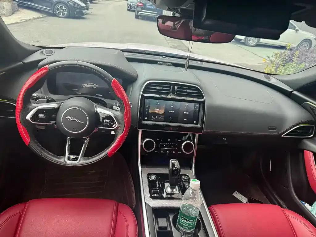 Jaguar XEL 2023 из CN, фото 4