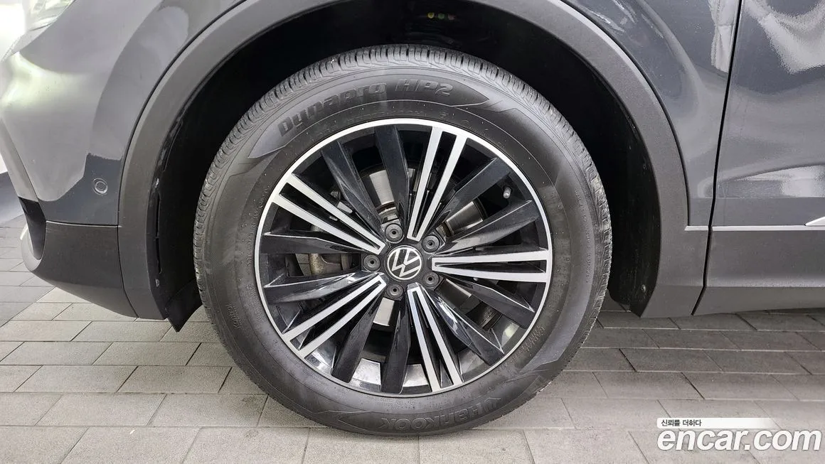 Volkswagen Tiguan 2021 из KR, фото 10