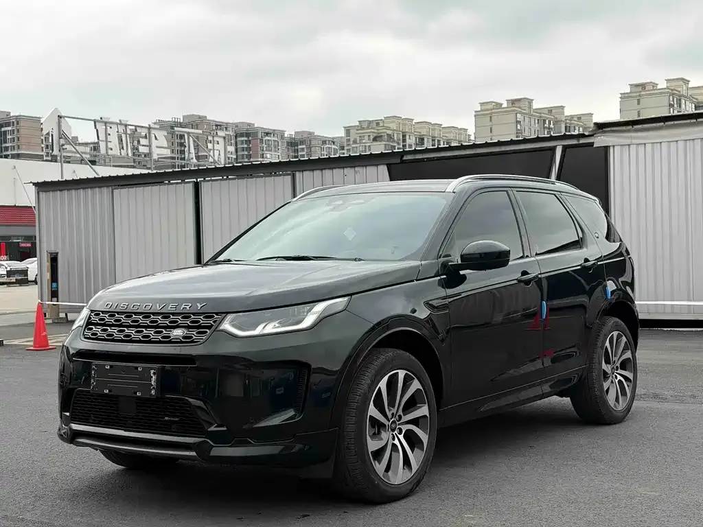 Land Rover Discovery Sport — фото 1