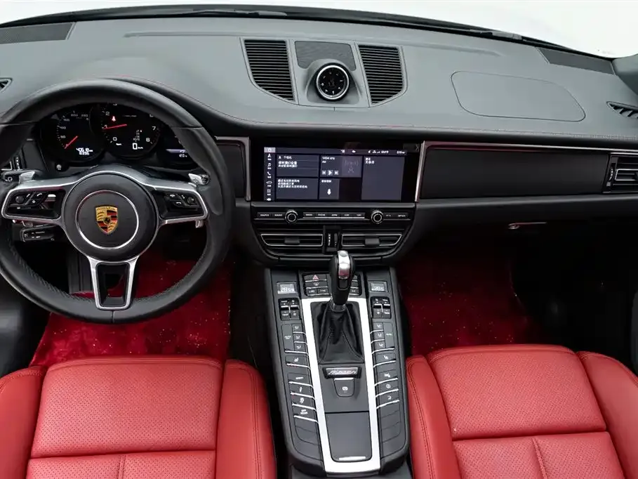Porsche Macan — фото 9