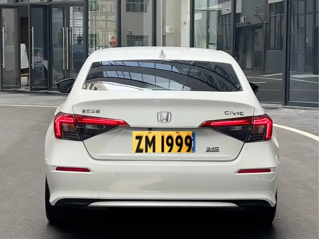 Honda Civic — фото 9