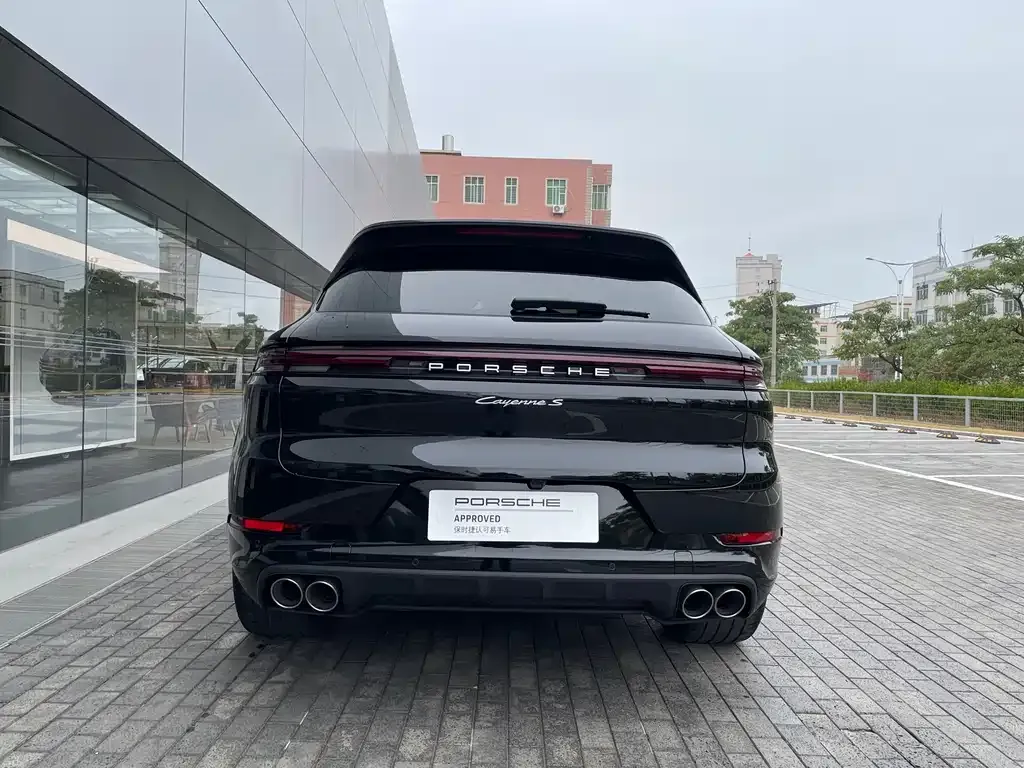 Porsche Cayenne Hybrid 2025 из CN, фото 6