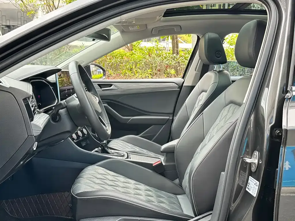 Volkswagen Sagitar 2023 из CN, фото 2