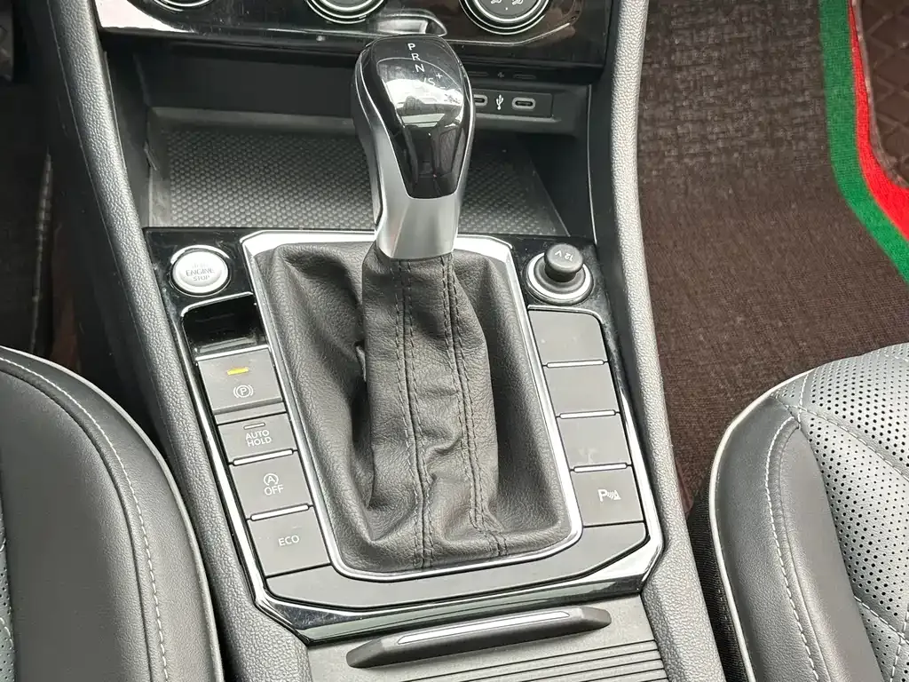 Volkswagen Sagitar 2023 из CN, фото 10