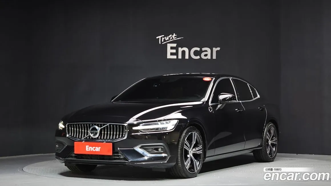 Volvo S60 2022 из KR, фото 1
