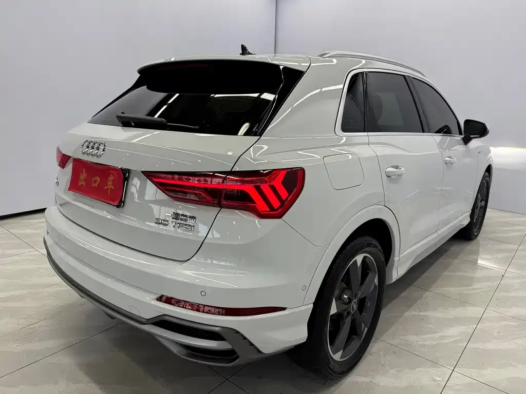 Audi Q3 2023 из CN, фото 9