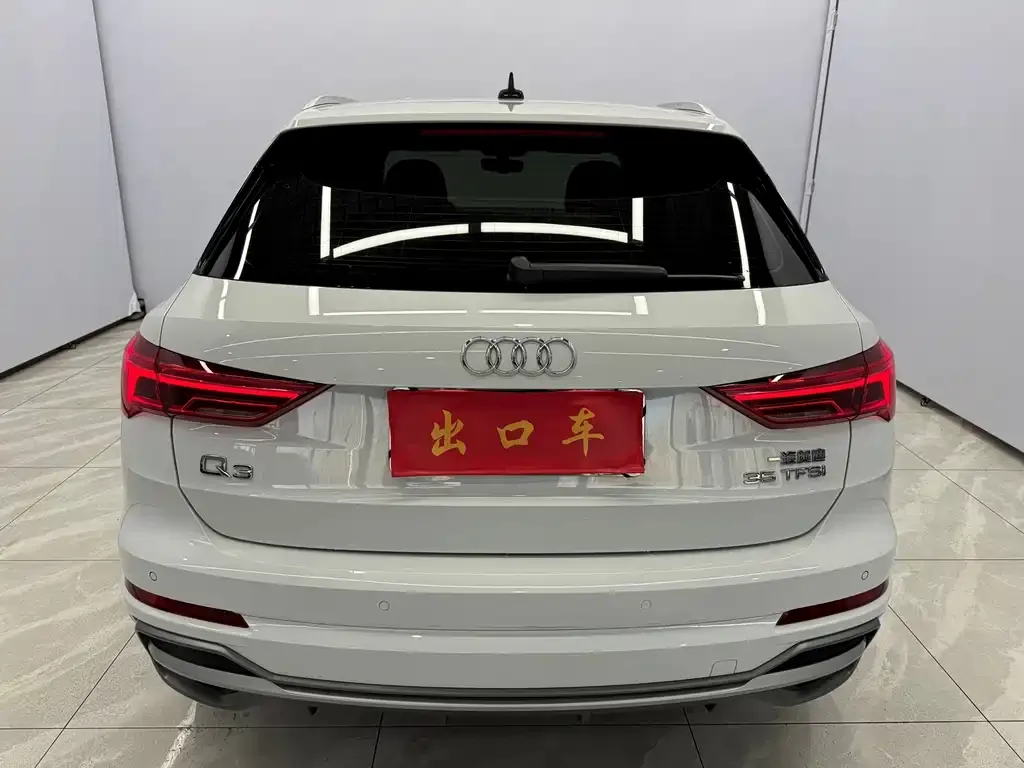 Audi Q3 2023 из CN, фото 3