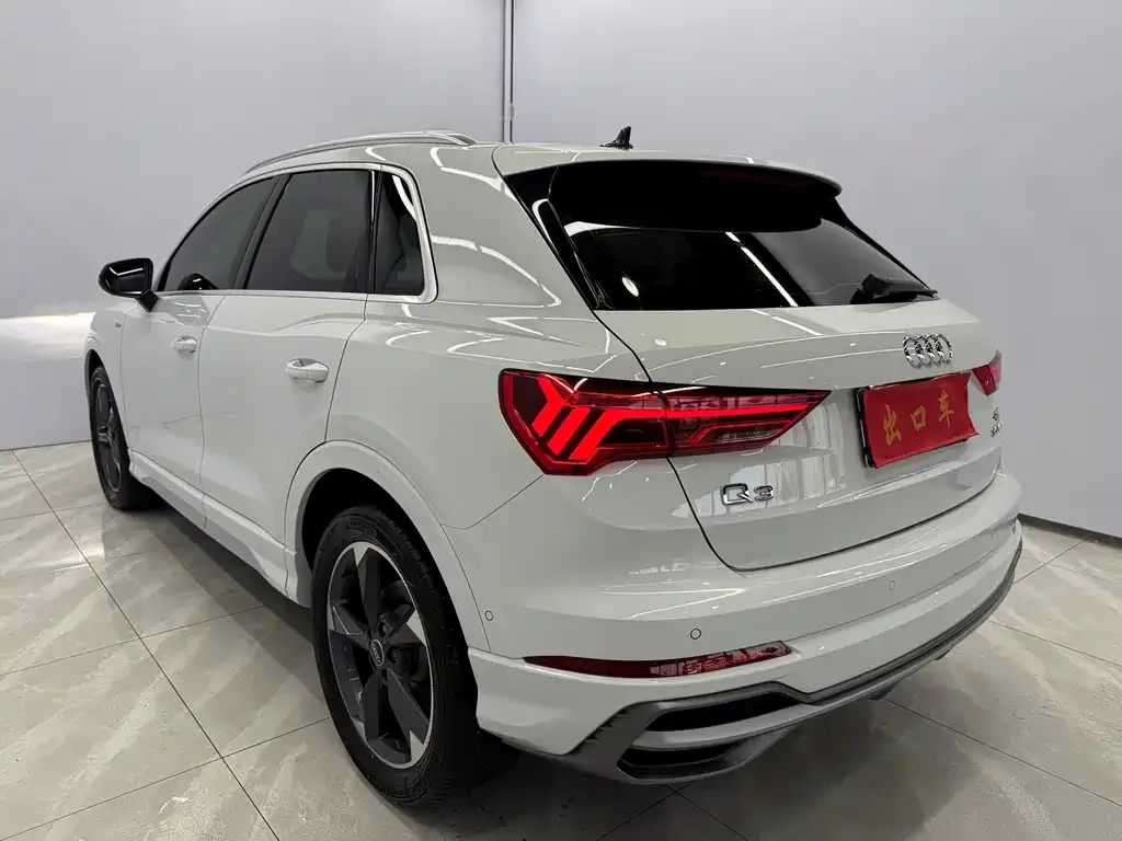 Audi Q3 2023 из CN, фото 6