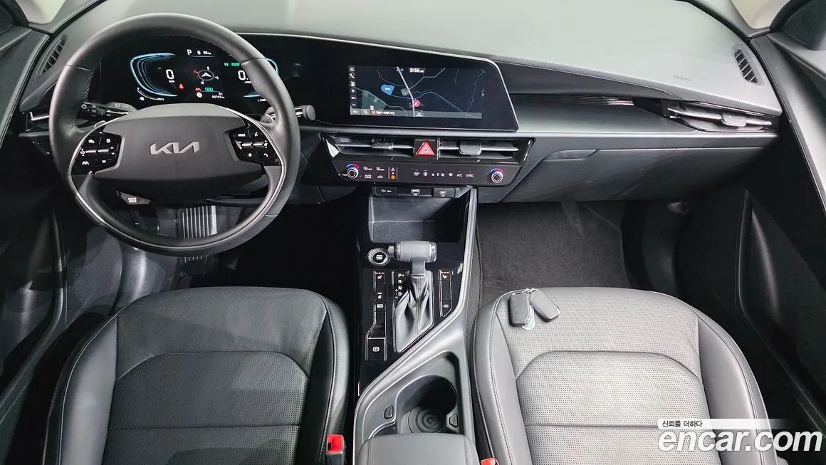 Kia Niro — фото 10