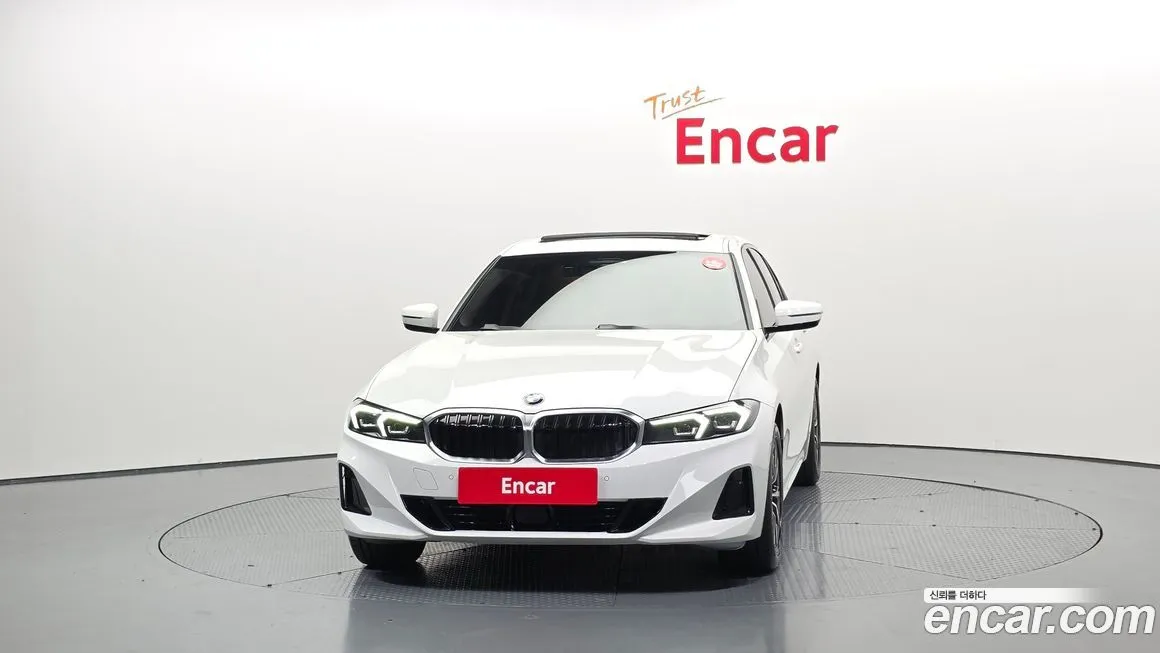 BMW 3-Series 2023 из KR, фото 6