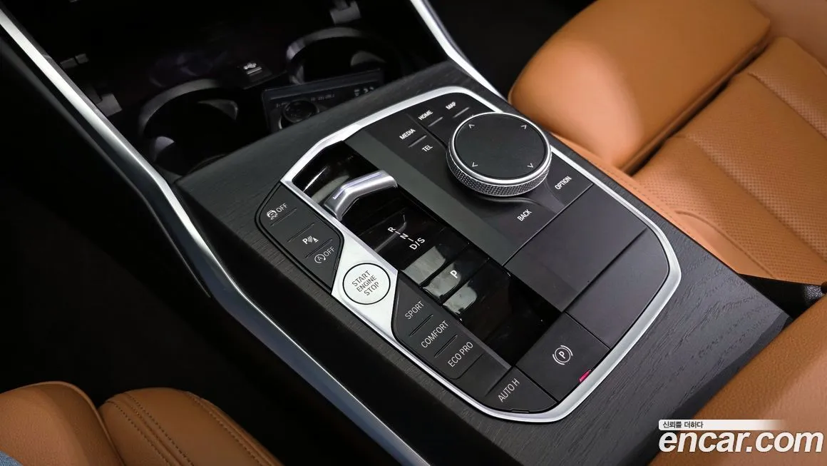 BMW 3-Series 2023 из KR, фото 9