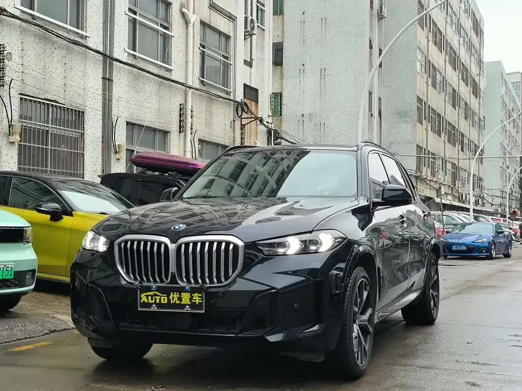 BMW X5 — фото 1