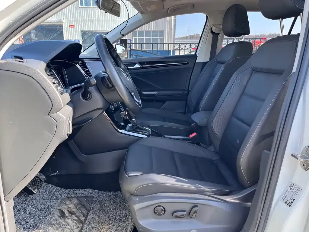 Volkswagen T-Roc 2022 из CN, фото 5