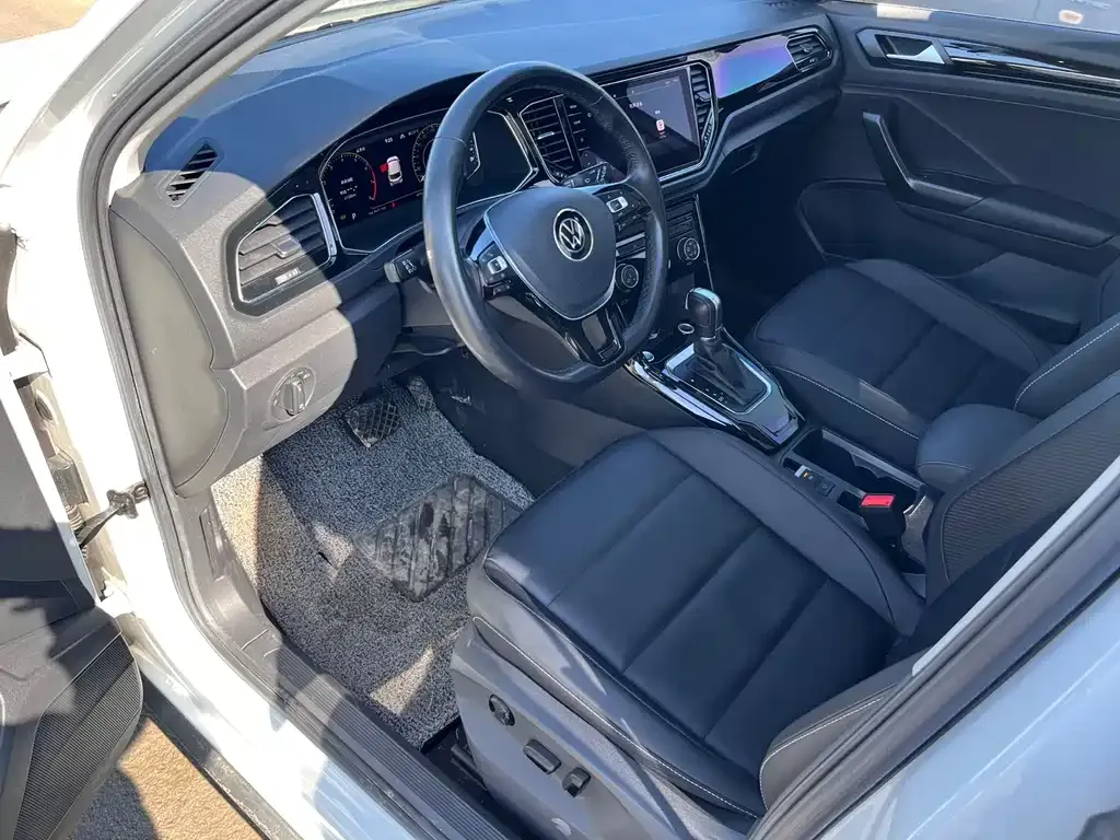 Volkswagen T-Roc 2022 из CN, фото 7