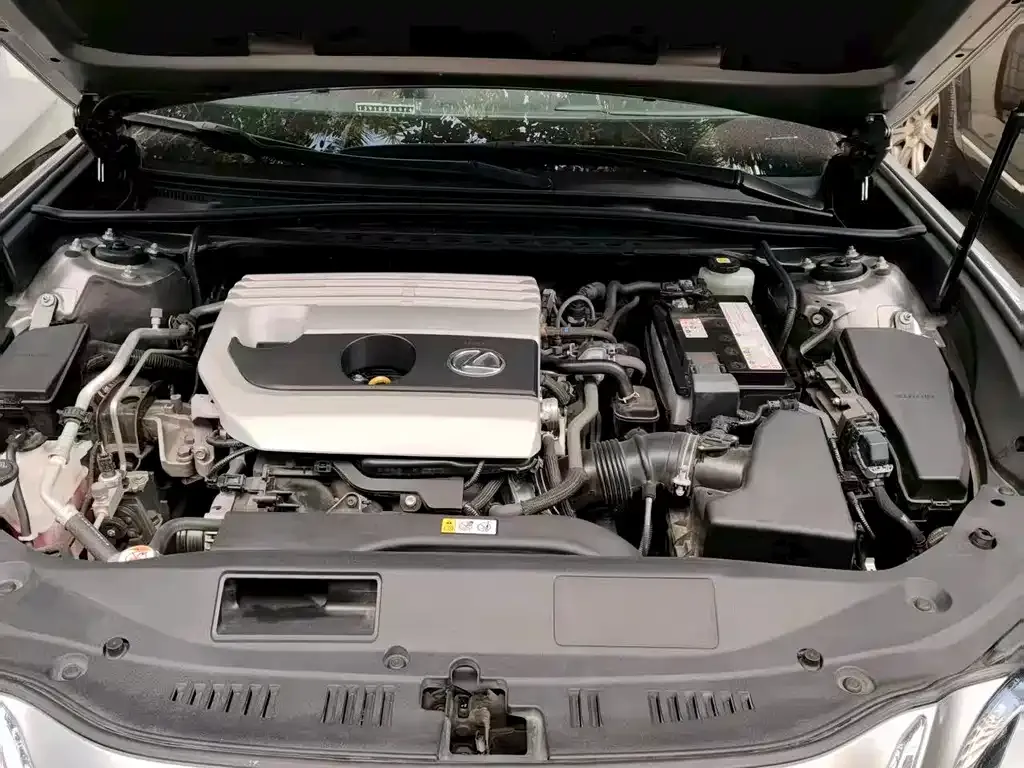 Lexus ES 2022 из CN, фото 9