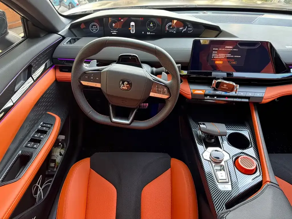 Changan UNI-V 2024 из CN, фото 7