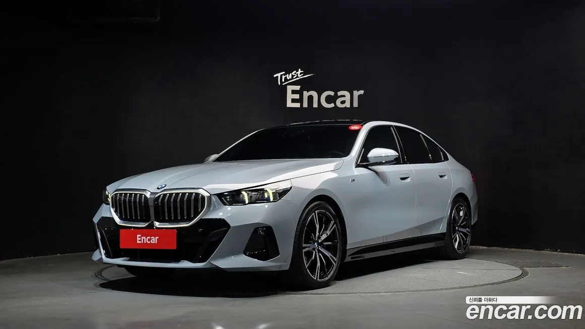 BMW 5-Series 2024 из KR, фото 1
