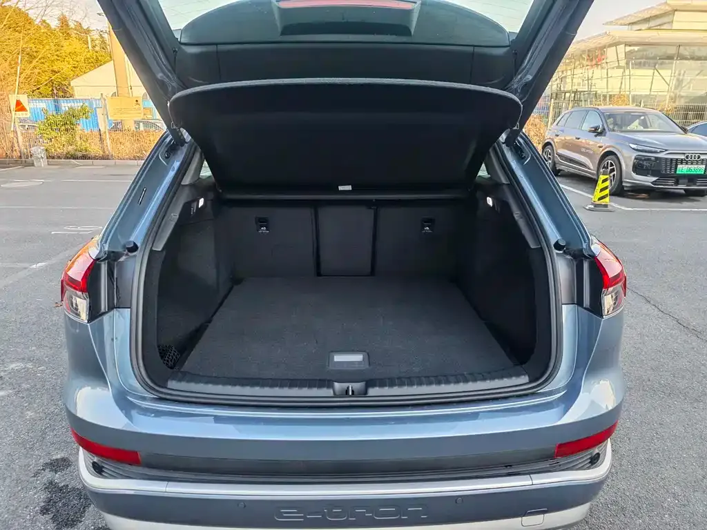 Audi Q4 e-tron 2024 из CN, фото 7