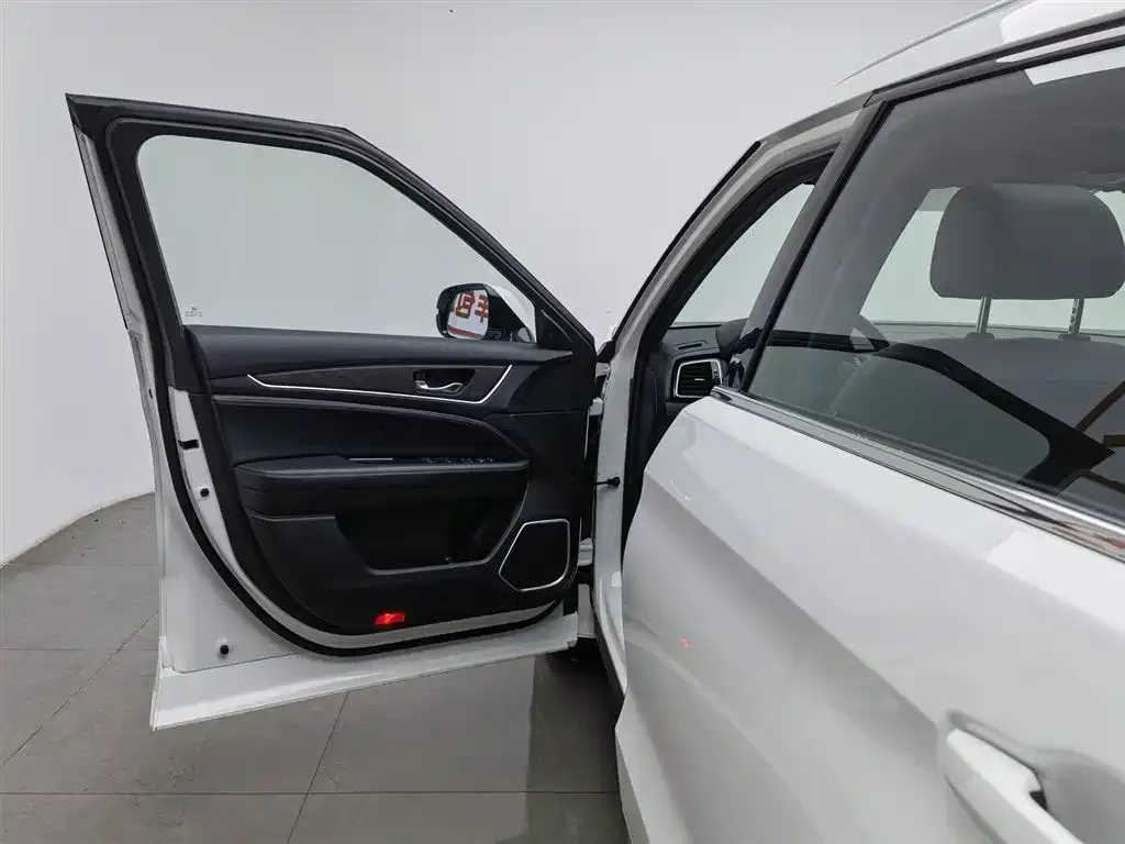 Honda UR-V 2023 из CN, фото 4