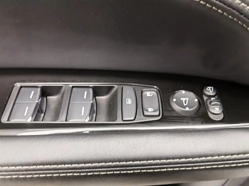 Honda UR-V 2023 из CN, фото 6