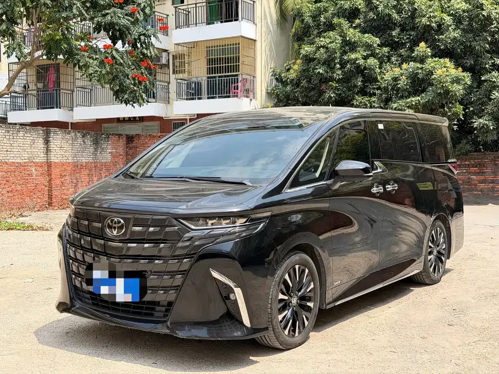 Toyota Alphard 2024 из CN, фото 4