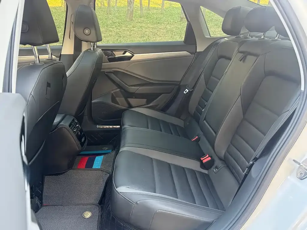 Volkswagen Sagitar 2022 из CN, фото 10