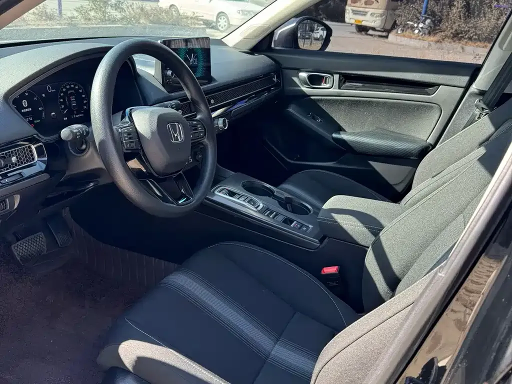Honda Civic — фото 7