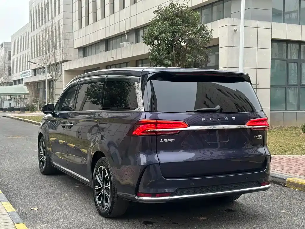 Roewe iMAX8 — фото 7