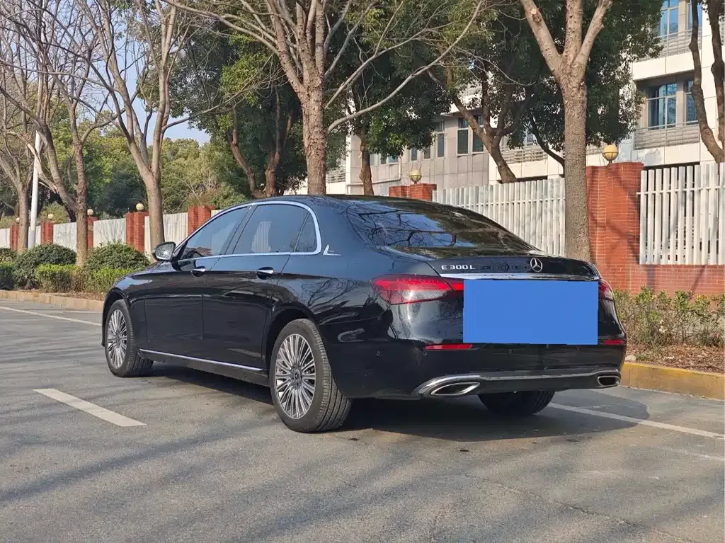 Mercedes-Benz E-Class 2022 из CN, фото 8