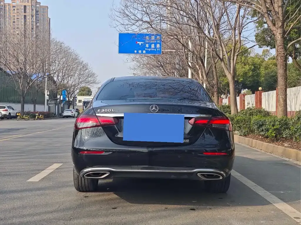 Mercedes-Benz E-Class 2022 из CN, фото 4