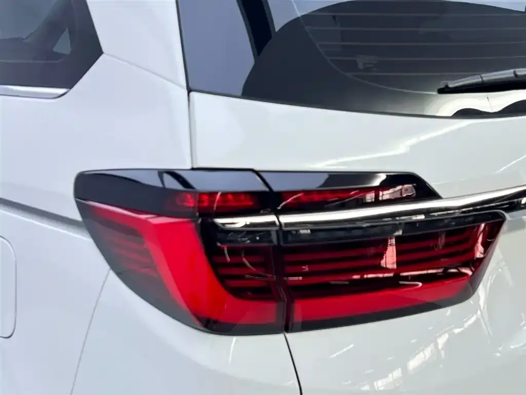Honda Odyssey — фото 10
