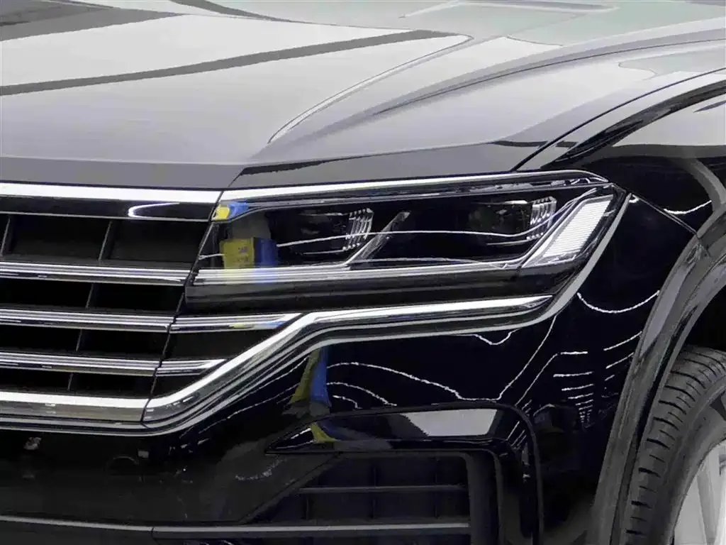 Volkswagen Touareg 2023 из CN, фото 8