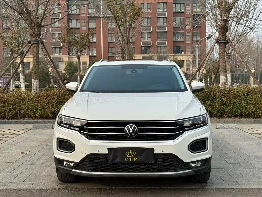 Volkswagen T-Roc — фото 3