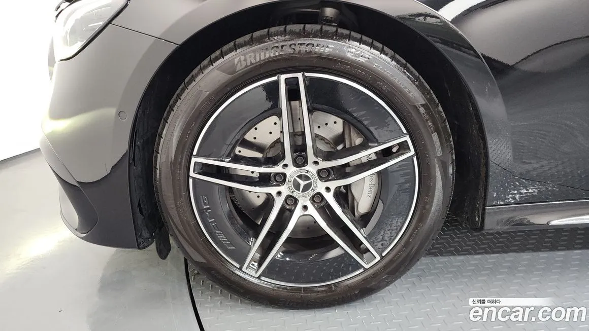 Mercedes-Benz E-Class 2025 из KR, фото 8