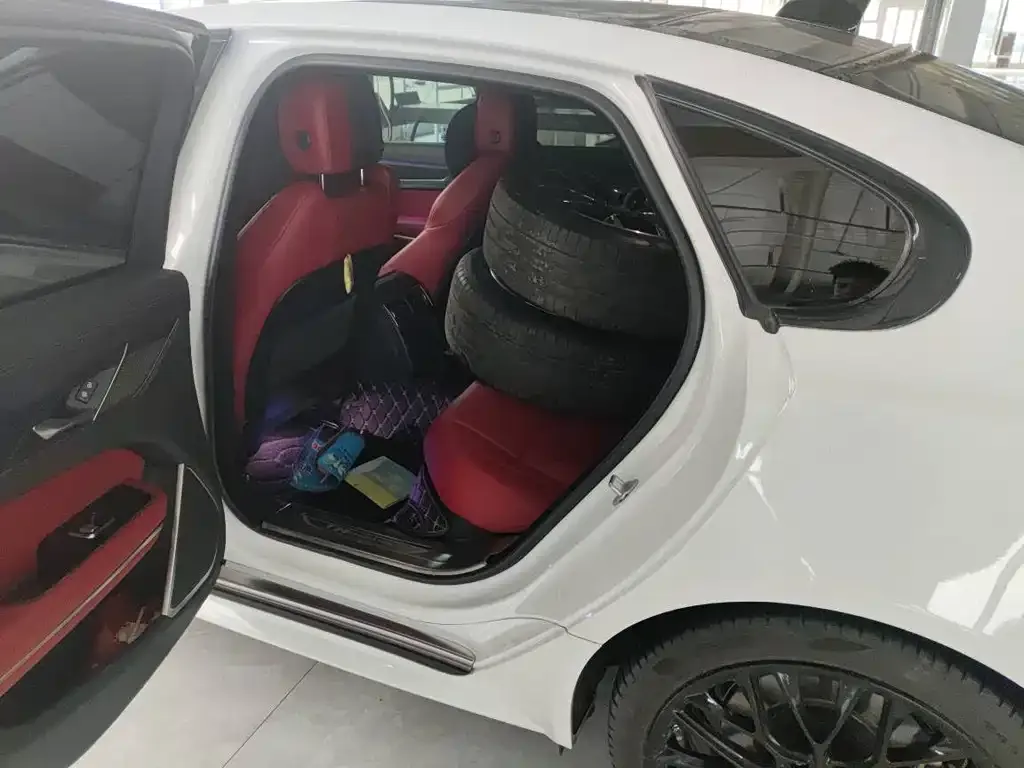 Jaguar XFL 2022 из CN, фото 6