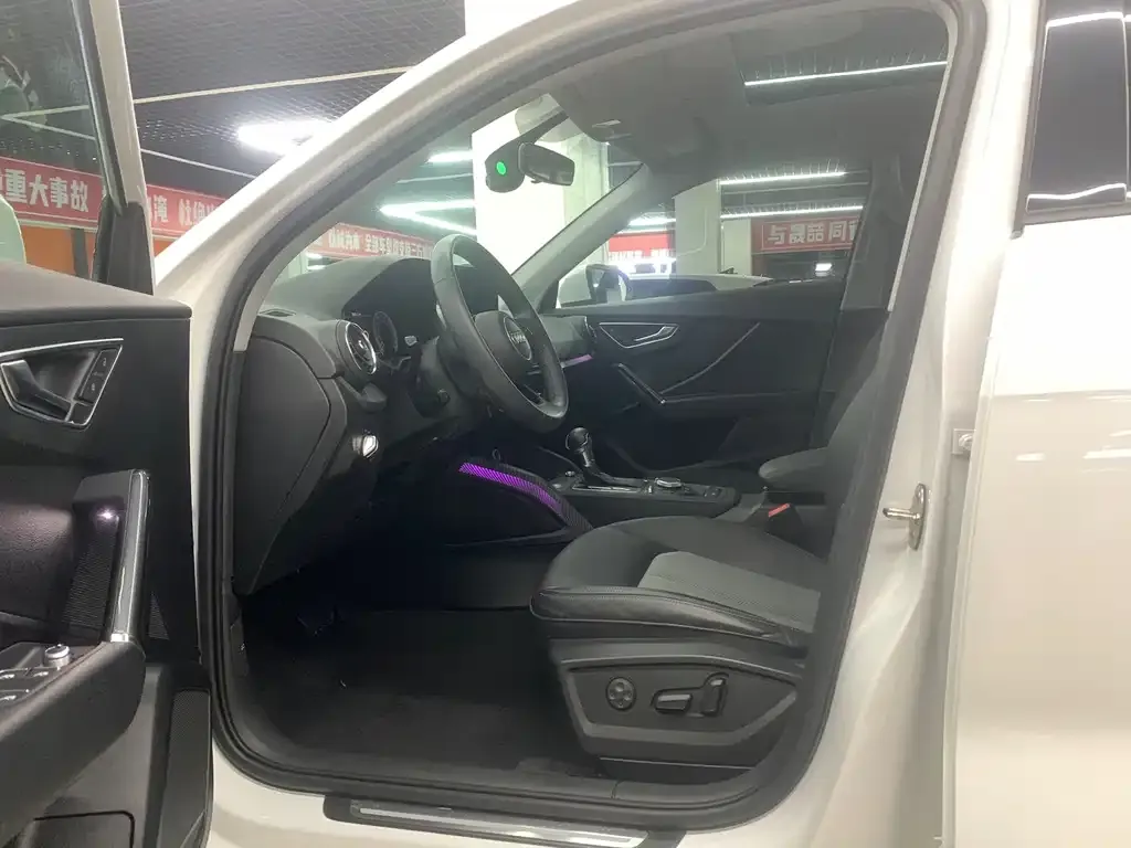 Audi Q2L 2021 из CN, фото 5