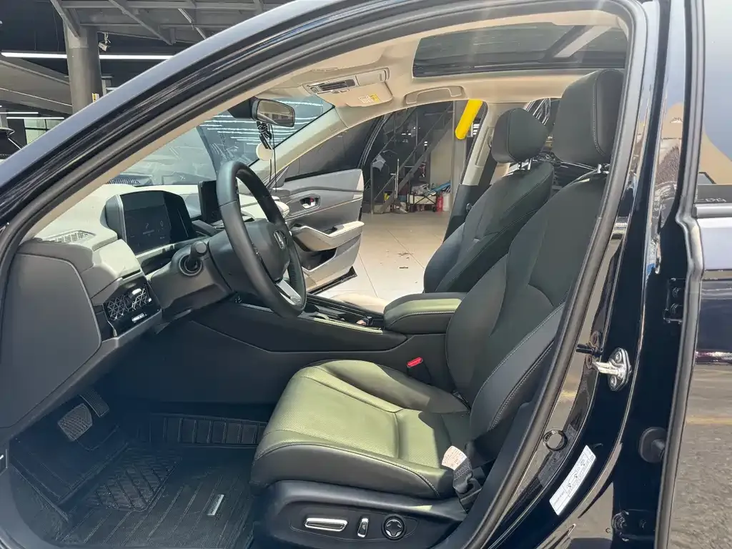 Honda Accord — фото 3
