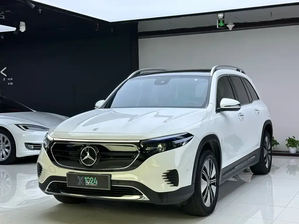 Mercedes-Benz EQB
