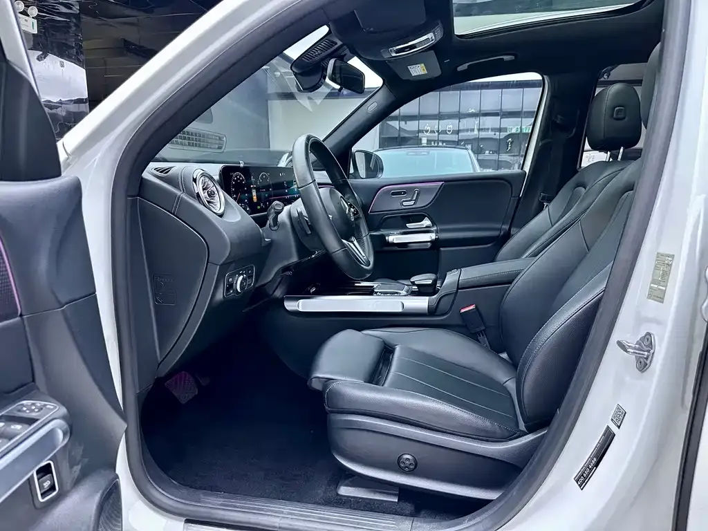 Mercedes-Benz EQB 2022 из CN, фото 7