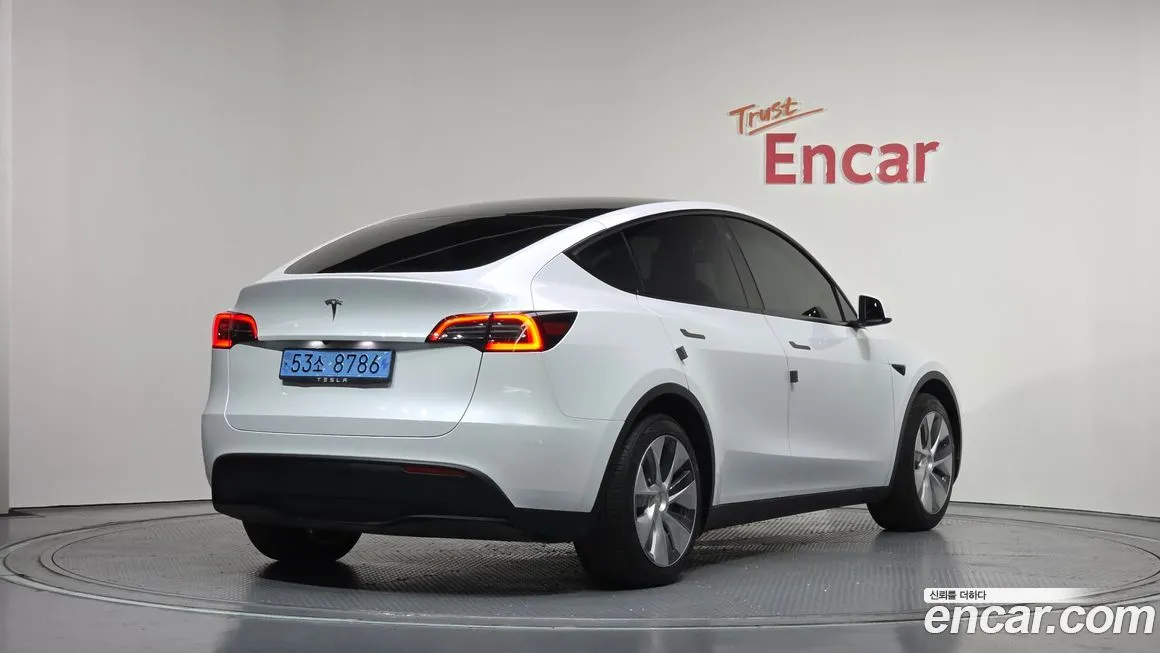 Tesla Model Y 2023 из KR, фото 7