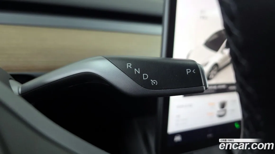Tesla Model Y 2023 из KR, фото 2