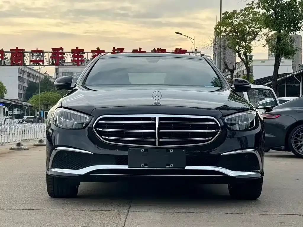Mercedes-Benz E-Class 2022 из CN, фото 1