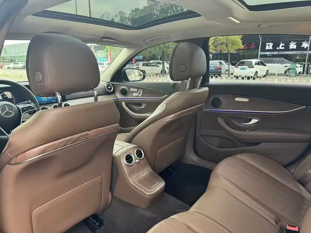 Mercedes-Benz E-Class 2022 из CN, фото 6