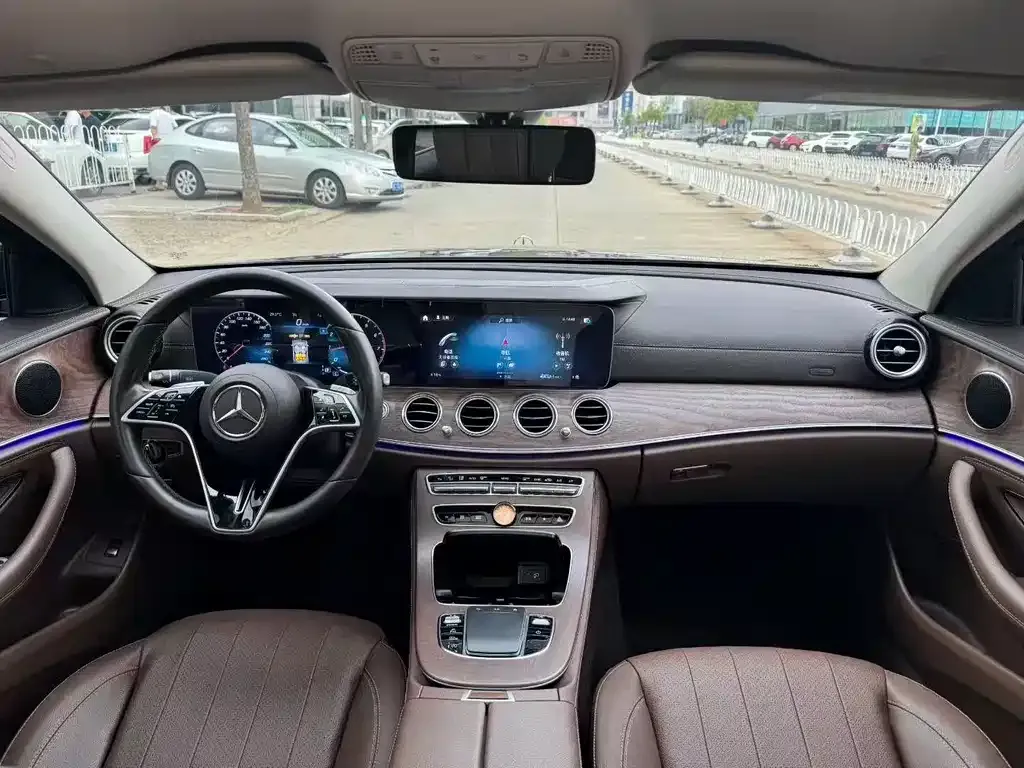 Mercedes-Benz E-Class 2022 из CN, фото 5