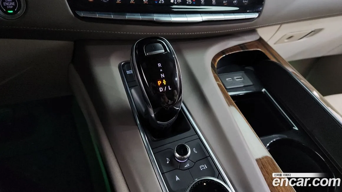 Cadillac Escalade 2021 из KR, фото 8