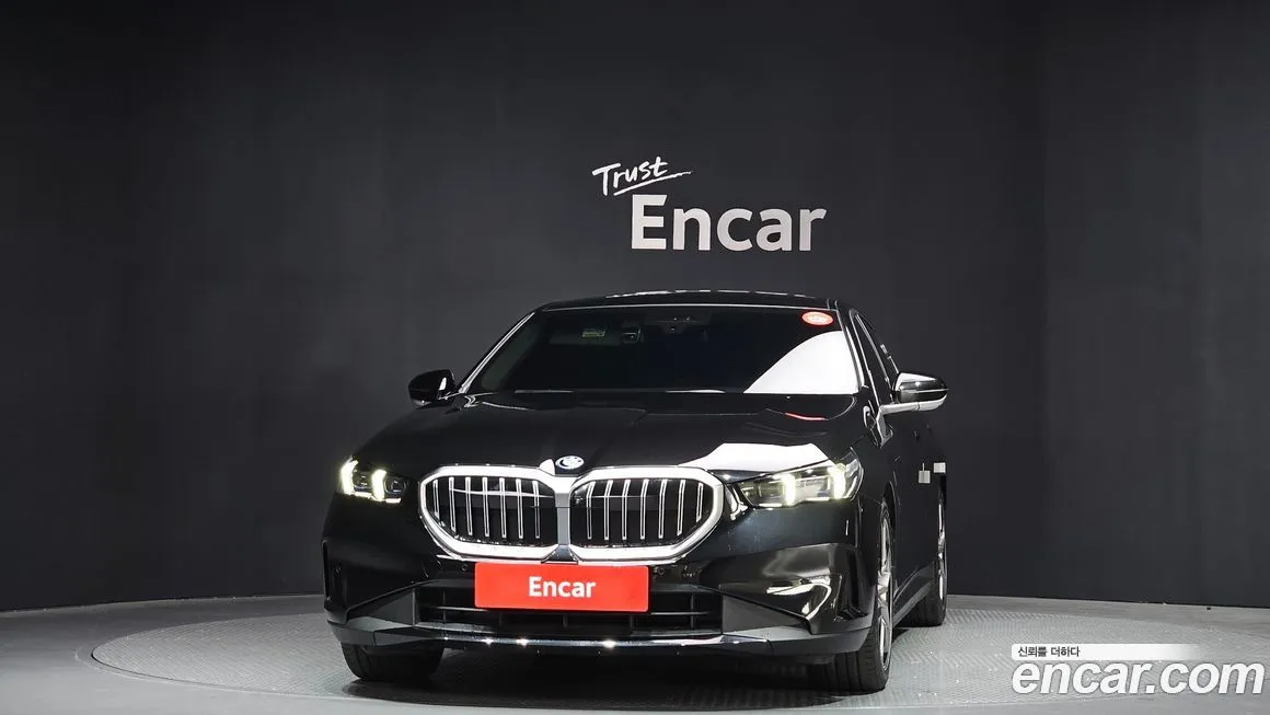 BMW 5-Series 2024 из KR, фото 4