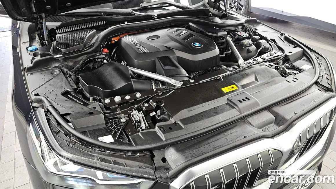 BMW 5-Series 2024 из KR, фото 9