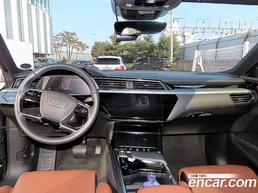Audi e-tron 2022 из KR, фото 5