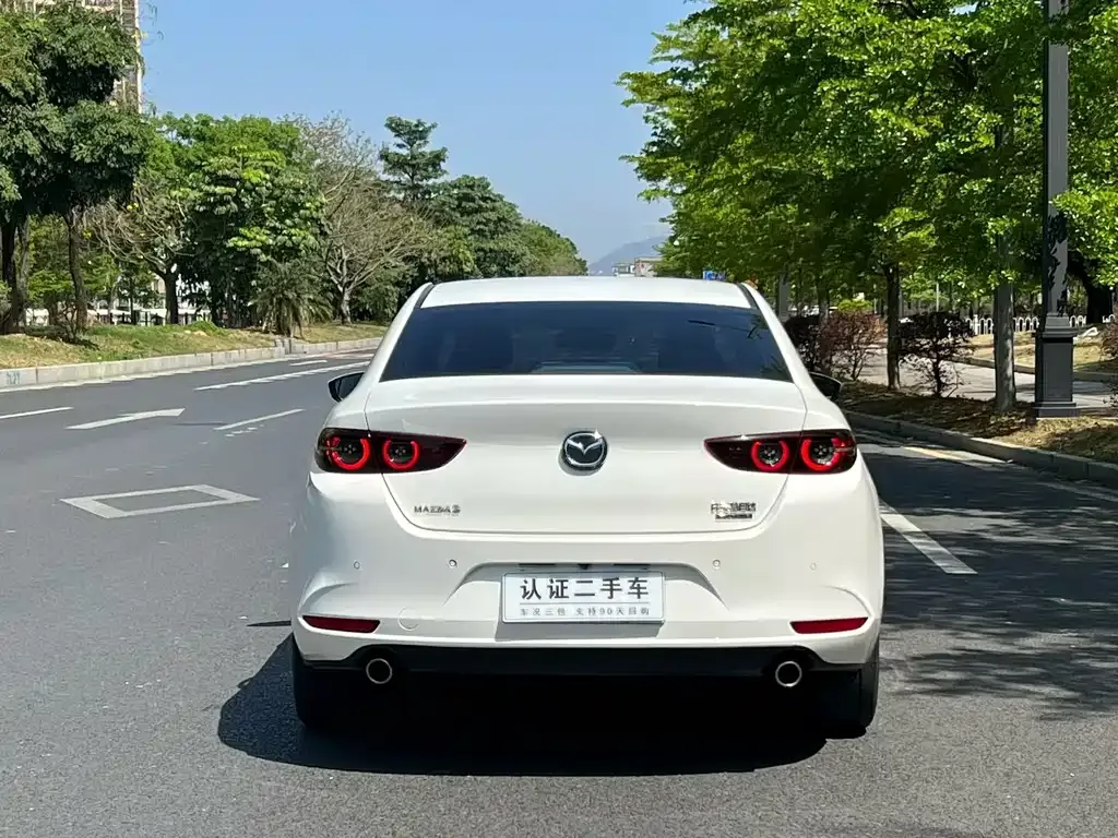 Mazda 3 Axela 2023 из CN, фото 3